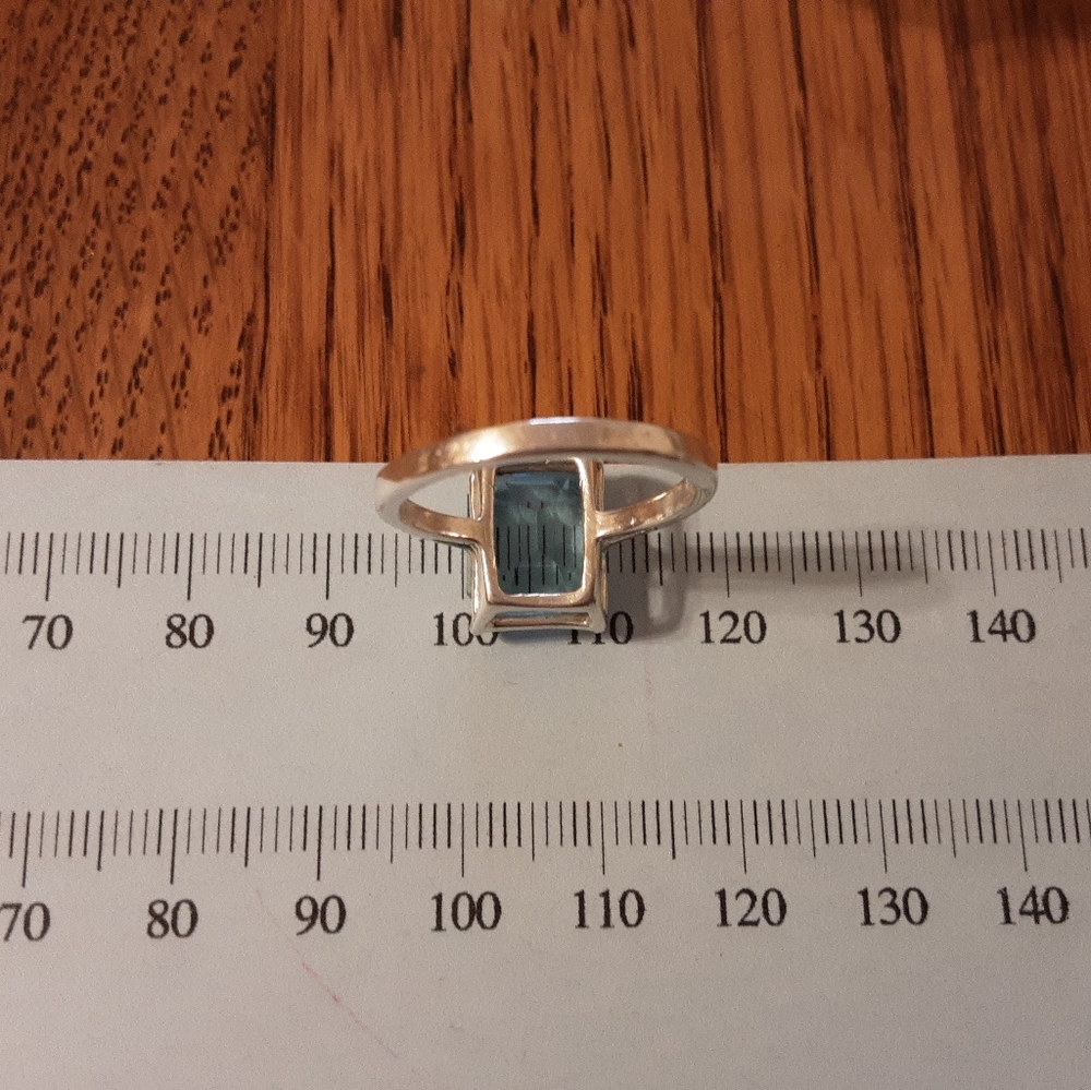 VINTAGE 925 SOLID STERLING, GENUINE 6CT. EMERALD CUT BLUE TOPAZ RING, SIZE 8 - Picture 15 of 17